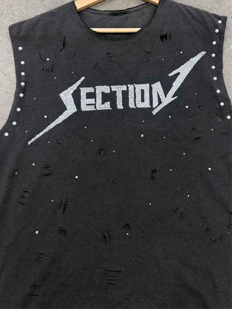 SECTION “TATTED LADY” VVS HANDMADE DISTRESSED SLEEVELESS TEE